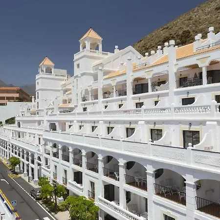 Hollywood Mirage- Los Cristianos Tenerife * Los Cristianos (Tenerife)
